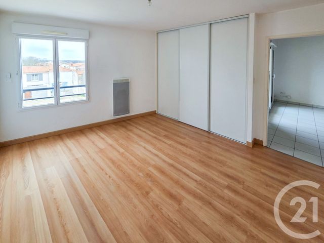 Appartement Duplex &agrave; vendre - 3 pi&egrave;ces - 73,11 m2 - Olonne Sur Mer - 85 - PAYS-DE-LOIRE