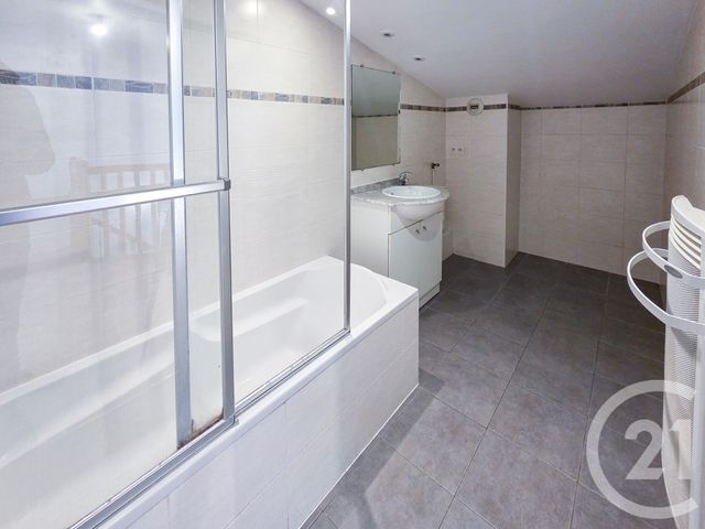 Appartement Duplex &agrave; vendre - 3 pi&egrave;ces - 73,11 m2 - Olonne Sur Mer - 85 - PAYS-DE-LOIRE