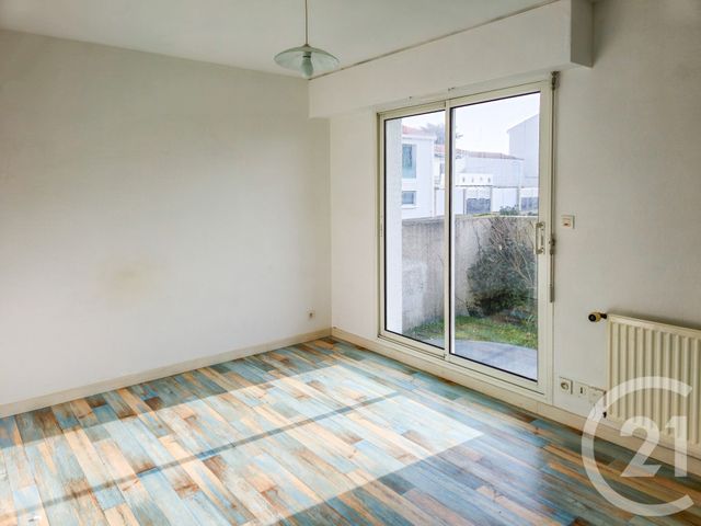 Appartement T3 à vendre - 3 pièces - 64,30 m2 - Les Sables D Olonne - 85 - PAYS-DE-LOIRE