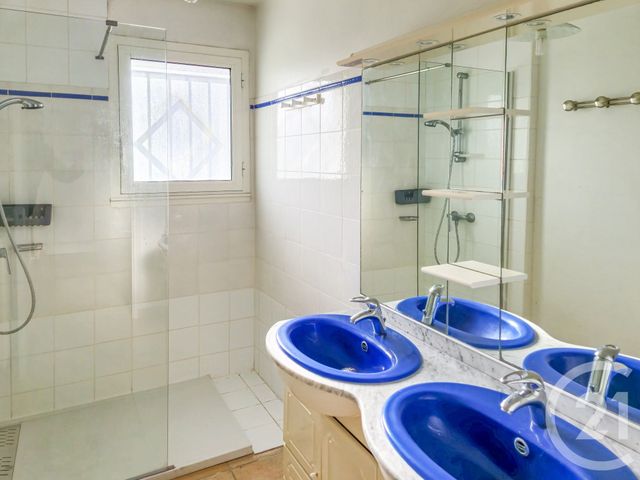 Appartement T3 à vendre - 3 pièces - 64,30 m2 - Les Sables D Olonne - 85 - PAYS-DE-LOIRE