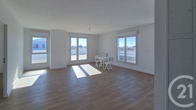 Afficher la photo en grand Appartement T4 à louer - 4 pièces - 86,34 m2 - Olonne Sur Mer - 85 - PAYS-DE-LOIRE
