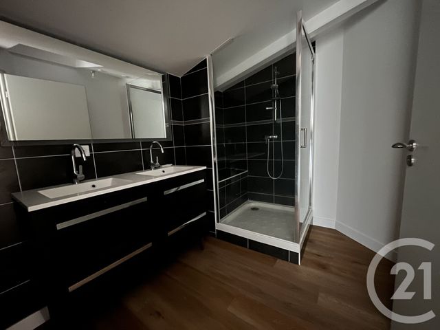 Appartement T8 &agrave; louer - 7 pi&egrave;ces - 142,90 m2 - Les Sables D Olonne - 85 - PAYS-DE-LOIRE