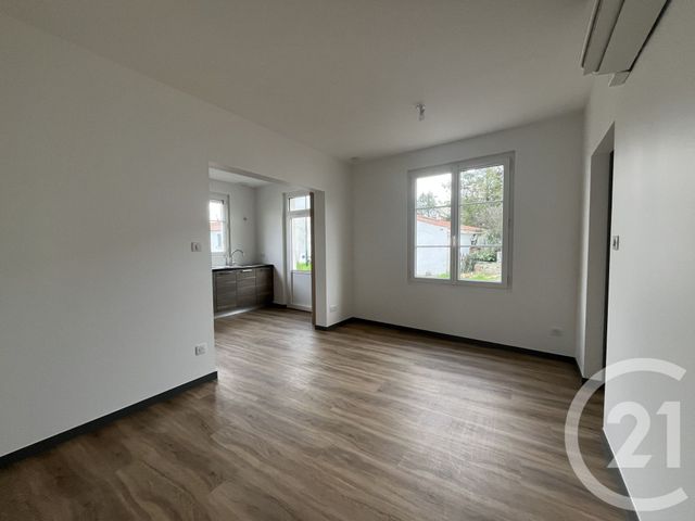 Maison &agrave; louer - 3 pi&egrave;ces - 59,56 m2 - Talmont St Hilaire - 85 - PAYS-DE-LOIRE