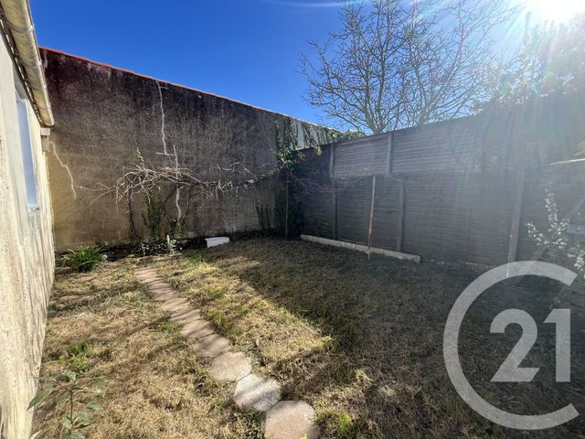 Parking à louer - 49 m2 - Les Sables D Olonne - 85 - PAYS-DE-LOIRE