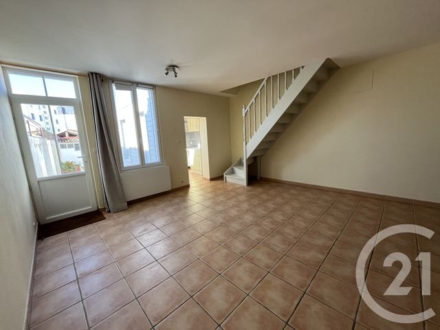 Maison &agrave; louer - 3 pi&egrave;ces - 59,37 m2 - Les Sables D Olonne - 85 - PAYS-DE-LOIRE