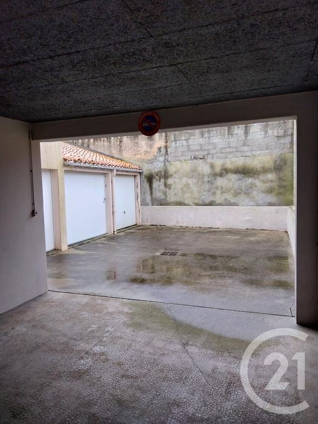 Parking &agrave; louer - 13,75 m2 - Les Sables D Olonne - 85 - PAYS-DE-LOIRE