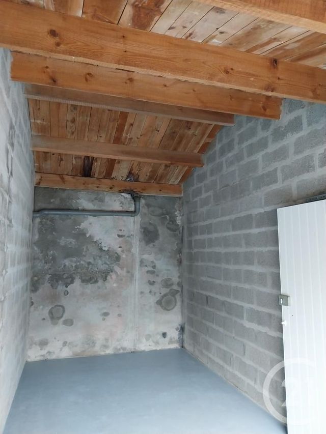 Parking &agrave; louer - 13,75 m2 - Les Sables D Olonne - 85 - PAYS-DE-LOIRE