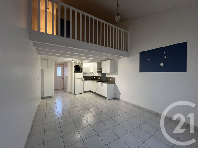 Maison &agrave; louer - 3 pi&egrave;ces - 55,72 m2 - Talmont St Hilaire - 85 - PAYS-DE-LOIRE