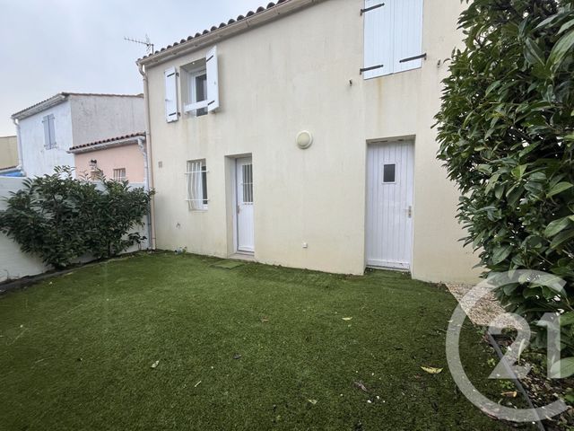 Maison à louer TALMONT ST HILAIRE