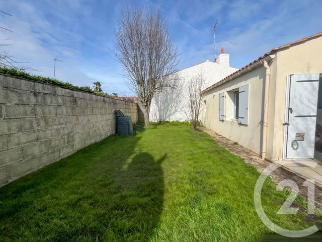 Maison &agrave; louer - 4 pi&egrave;ces - 90,47 m2 - Olonne Sur Mer - 85 - PAYS-DE-LOIRE