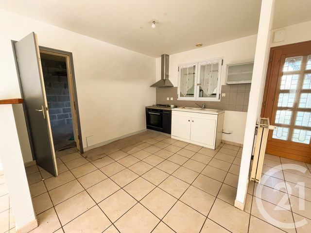 Maison &agrave; louer - 4 pi&egrave;ces - 90,47 m2 - Olonne Sur Mer - 85 - PAYS-DE-LOIRE