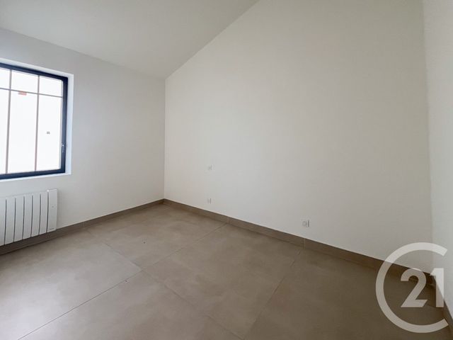 Maison &agrave; louer - 4 pi&egrave;ces - 97 m2 - Les Sables D Olonne - 85 - PAYS-DE-LOIRE
