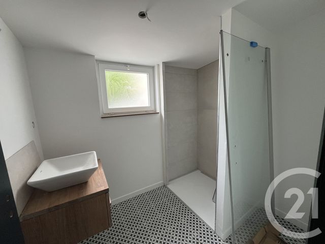 Maison &agrave; louer - 3 pi&egrave;ces - 65,09 m2 - Talmont St Hilaire - 85 - PAYS-DE-LOIRE