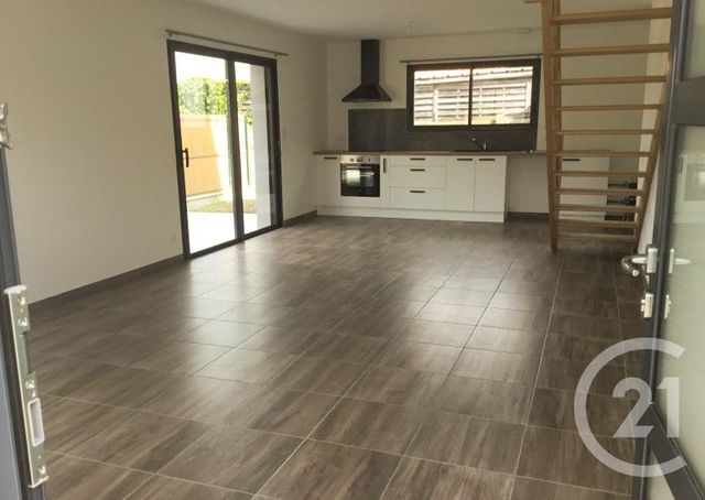 Maison &agrave; louer - 4 pi&egrave;ces - 84,78 m2 - Olonne Sur Mer - 85 - PAYS-DE-LOIRE