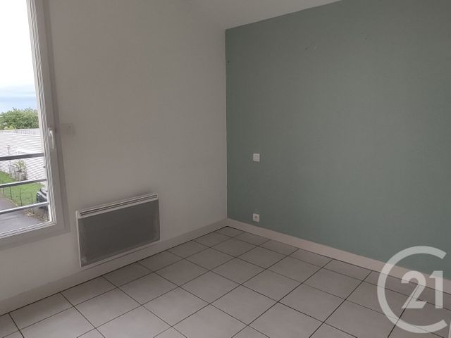 Appartement T2 &agrave; louer - 2 pi&egrave;ces - 28 m2 - Olonne Sur Mer - 85 - PAYS-DE-LOIRE