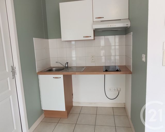 Appartement T2 &agrave; louer - 2 pi&egrave;ces - 28 m2 - Olonne Sur Mer - 85 - PAYS-DE-LOIRE