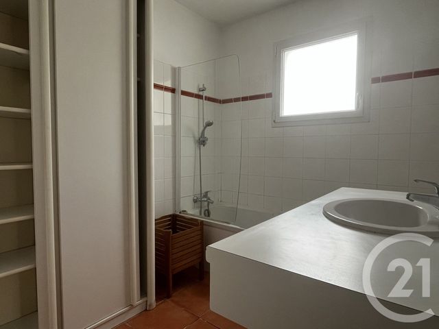 Maison &agrave; louer - 4 pi&egrave;ces - 93,41 m2 - Olonne Sur Mer - 85 - PAYS-DE-LOIRE