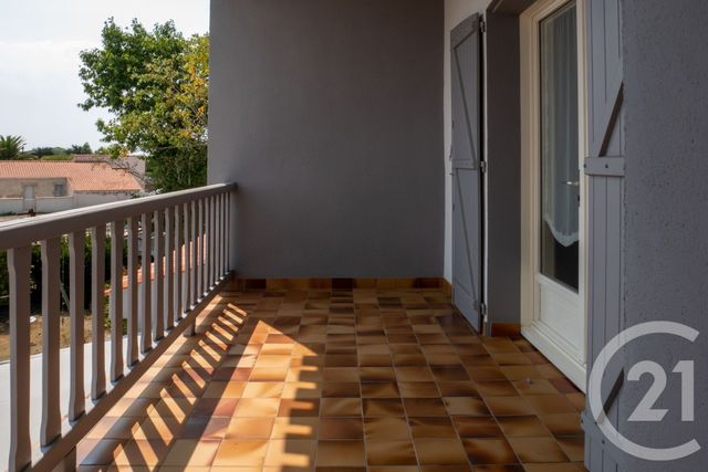 Afficher la photo en grand Maison à vendre - 6 pièces - 131 m2 - Brem Sur Mer - 85 - PAYS-DE-LOIRE