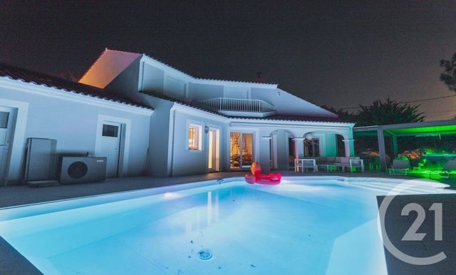 Afficher la photo en grand Maison à vendre - 9 pièces - 251 m2 - Bretignolles Sur Mer - 85 - PAYS-DE-LOIRE
