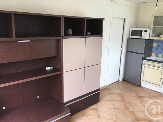 Maison &agrave; louer - 2 pi&egrave;ces - 38 m2 - La Chaize Giraud - 85 - PAYS-DE-LOIRE