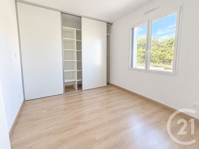 Maison &agrave; louer - 4 pi&egrave;ces - 97,39 m2 - L Aiguillon Sur Vie - 85 - PAYS-DE-LOIRE