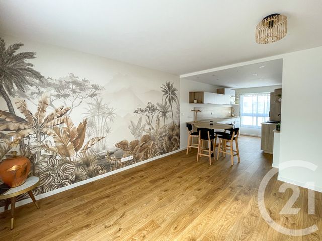 Appartement F4 à vendre - 4 pièces - 86,80 m2 - Les Sables D Olonne - 85 - PAYS-DE-LOIRE