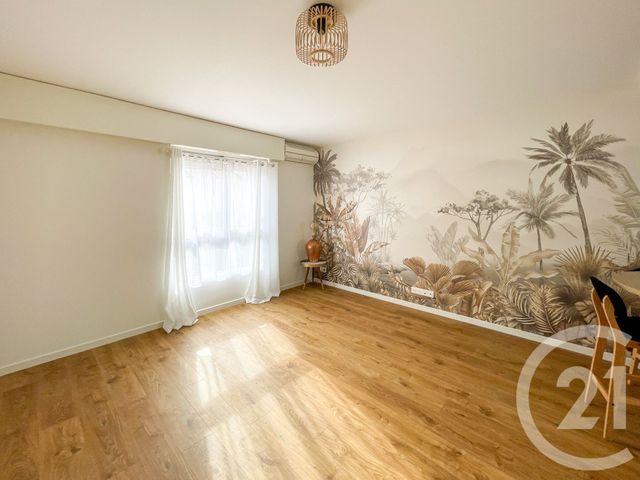 Appartement F4 à vendre - 4 pièces - 86,80 m2 - Les Sables D Olonne - 85 - PAYS-DE-LOIRE