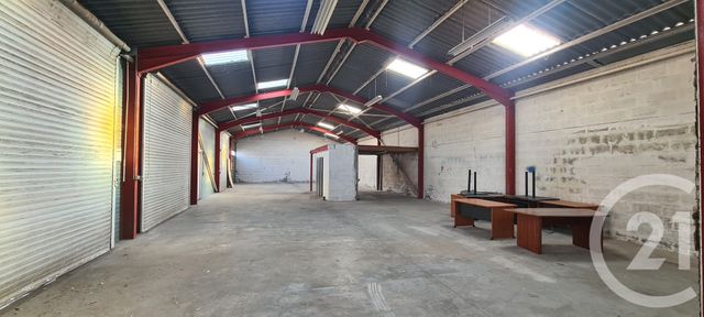 Commerce &agrave; louer - 885 m2 - 85 - PAYS-DE-LOIRE
