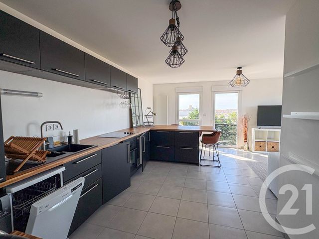 Appartement T3 &agrave; vendre - 3 pi&egrave;ces - 66,22 m2 - Les Sables D Olonne - 85 - PAYS-DE-LOIRE