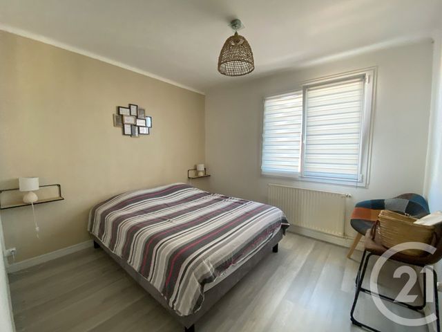 Afficher la photo en grand Appartement T3 à vendre - 3 pièces - 52,01 m2 - Chateau D Olonne - 85 - PAYS-DE-LOIRE