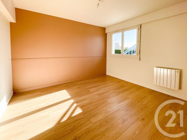 Appartement T3 à vendre - 3 pièces - 80,30 m2 - Chateau D Olonne - 85 - PAYS-DE-LOIRE