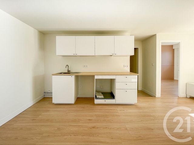 Appartement T3 à vendre - 3 pièces - 80,30 m2 - Chateau D Olonne - 85 - PAYS-DE-LOIRE