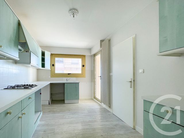 Appartement F5 &agrave; vendre - 5 pi&egrave;ces - 119,78 m2 - Les Sables D Olonne - 85 - PAYS-DE-LOIRE