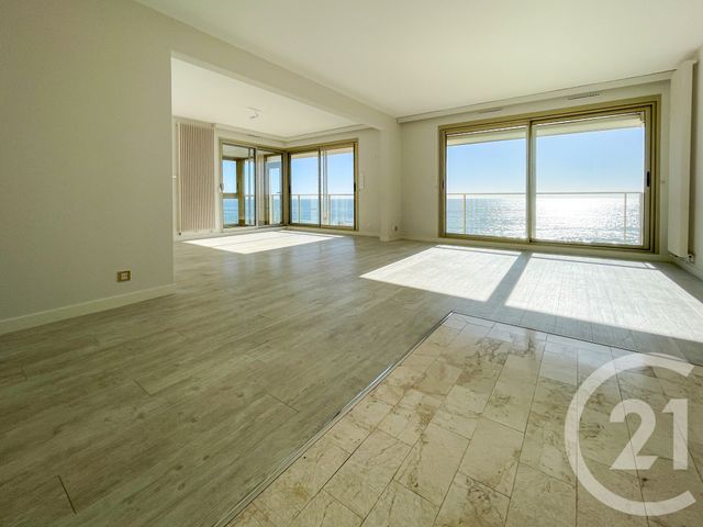 Appartement F5 &agrave; vendre - 5 pi&egrave;ces - 119,78 m2 - Les Sables D Olonne - 85 - PAYS-DE-LOIRE