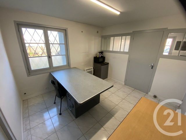 Commerce &agrave; louer - 832 m2 - 85 - PAYS-DE-LOIRE