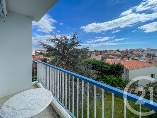 Appartement F4 &agrave; vendre - 4 pi&egrave;ces - 69,37 m2 - Les Sables D Olonne - 85 - PAYS-DE-LOIRE