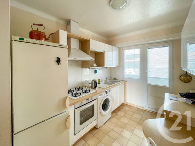 Appartement F4 &agrave; vendre - 4 pi&egrave;ces - 69,37 m2 - Les Sables D Olonne - 85 - PAYS-DE-LOIRE
