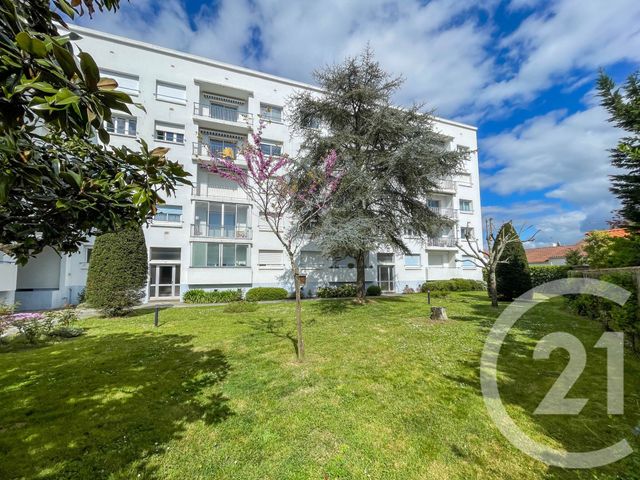 Appartement F4 &agrave; vendre - 4 pi&egrave;ces - 69,37 m2 - Les Sables D Olonne - 85 - PAYS-DE-LOIRE