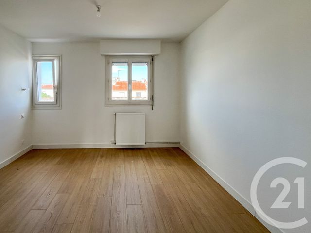 Appartement F4 &agrave; vendre - 4 pi&egrave;ces - 74,58 m2 - Les Sables D Olonne - 85 - PAYS-DE-LOIRE