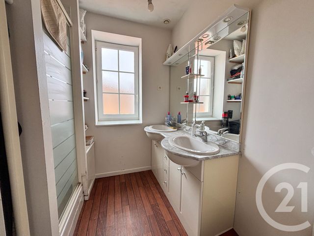 Appartement T4 &agrave; vendre - 4 pi&egrave;ces - 66,72 m2 - Les Sables D Olonne - 85 - PAYS-DE-LOIRE