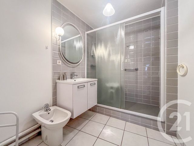 Appartement F3 &agrave; vendre - 3 pi&egrave;ces - 70,60 m2 - Les Sables D Olonne - 85 - PAYS-DE-LOIRE